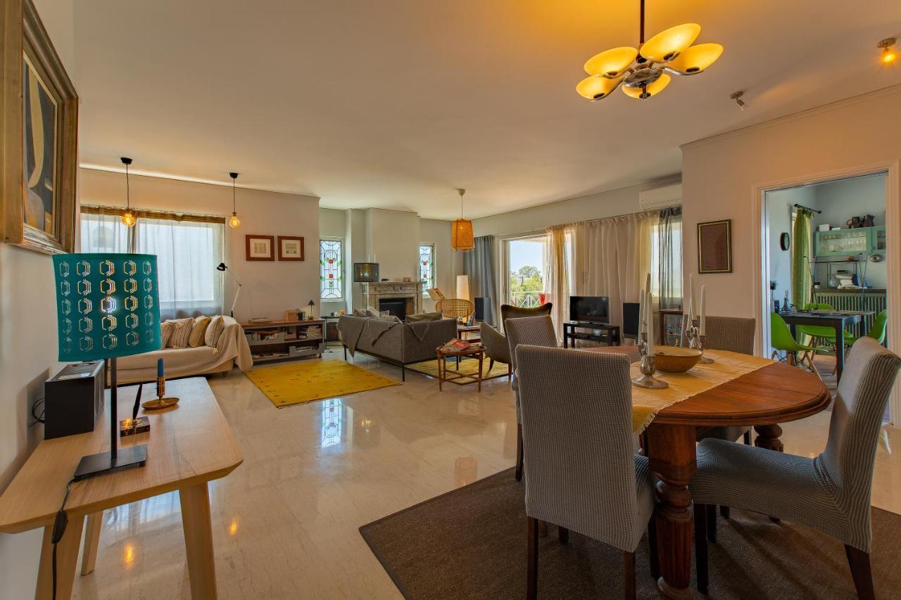 Spacious In Kavouri Apartment *