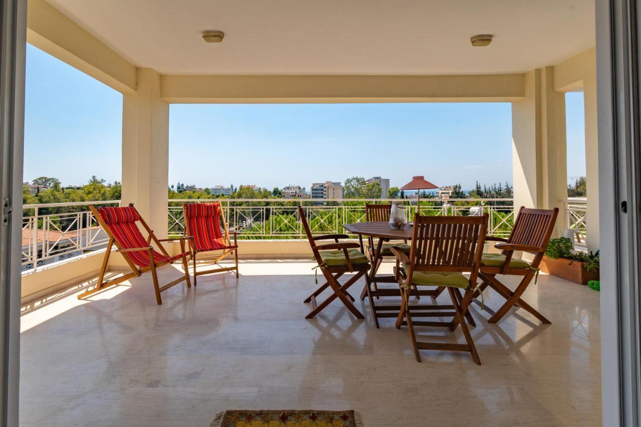 Spacious In Kavouri Apartment *