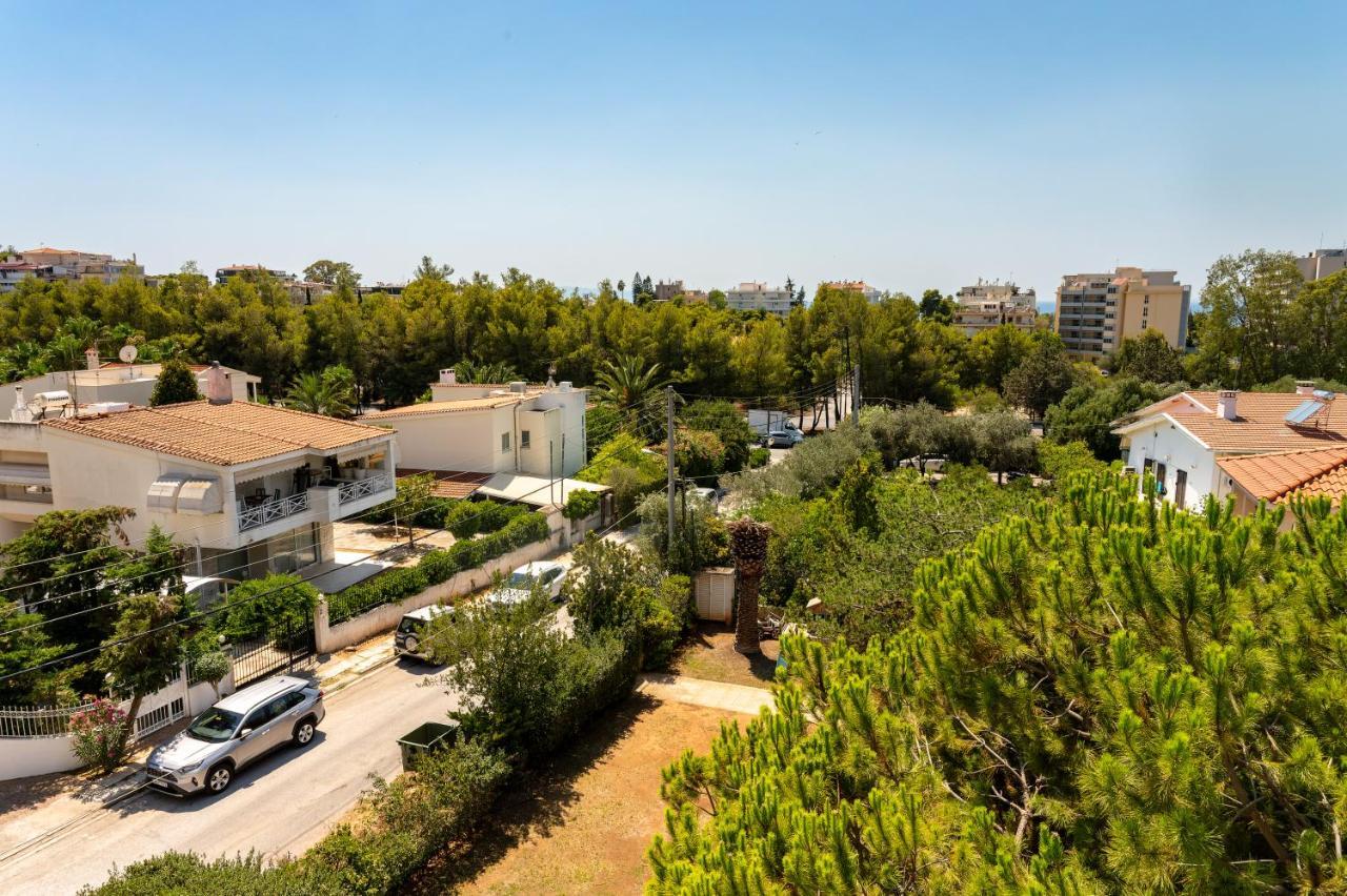 Spacious In Kavouri Athens