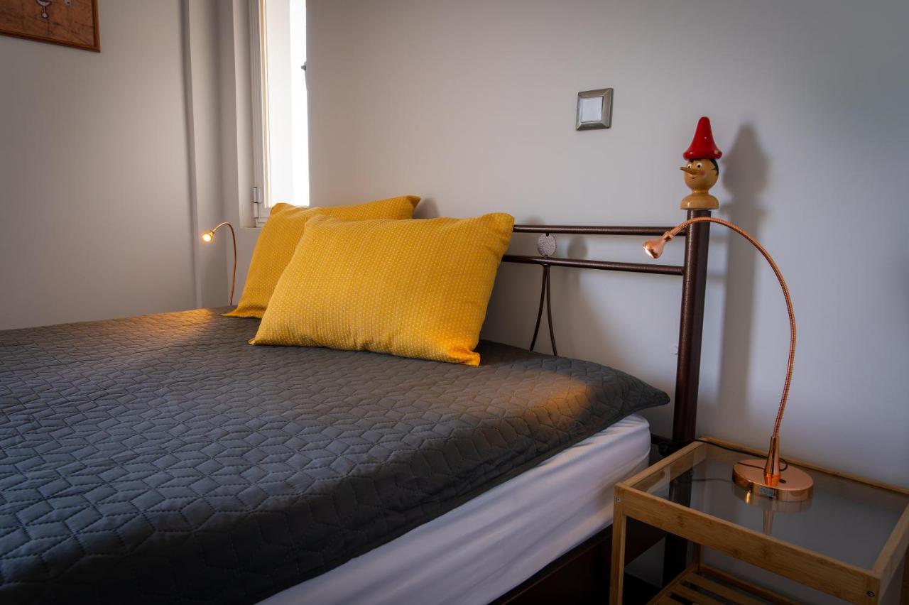 Spacious In Kavouri *