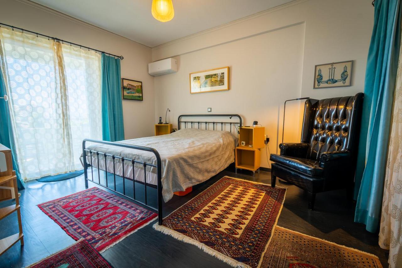 Spacious In Kavouri Apartment *
